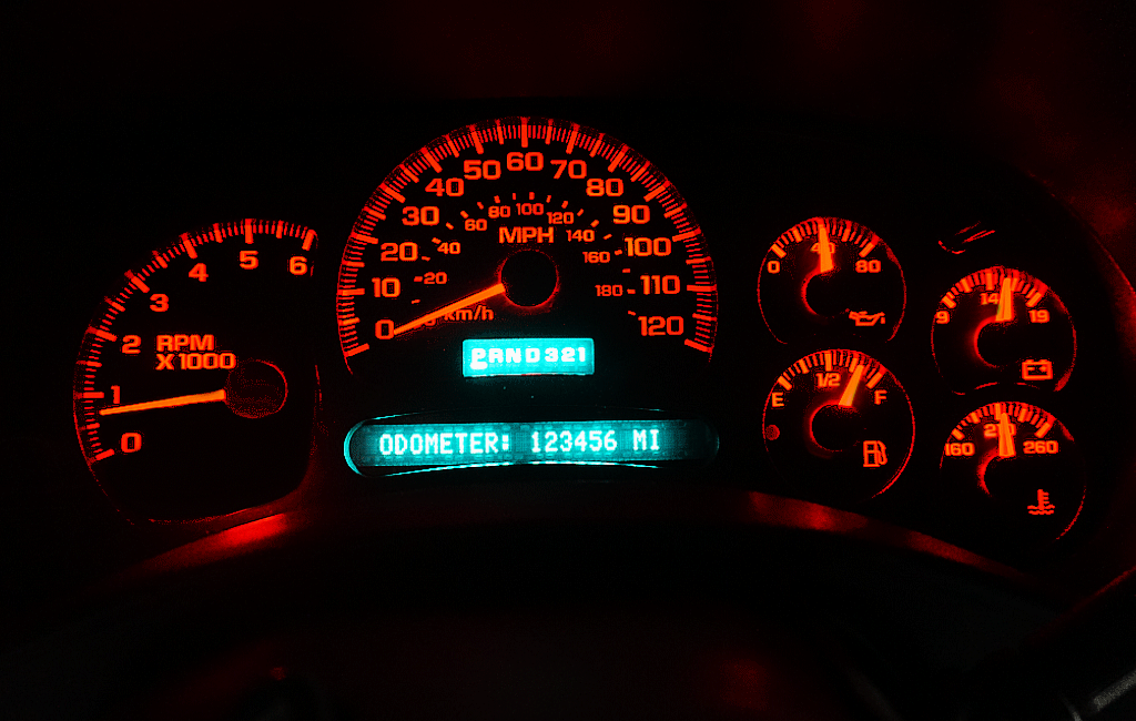 thumbnail image 2 of Chevrolet Avalanche Speedometer Cluster Repair Service – 03-04-05 – Send In Your Unit 2 of 3