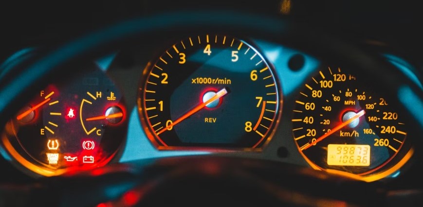 How to Make Custom Gauge Cluster [Go-To Guide]