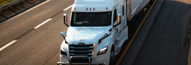 Freightliner Instrument Cluster Problems [And How to Fix Them]