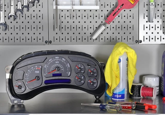 How To Remove An Instrument Cluster In A 2007-2014 Chevy Tahoe