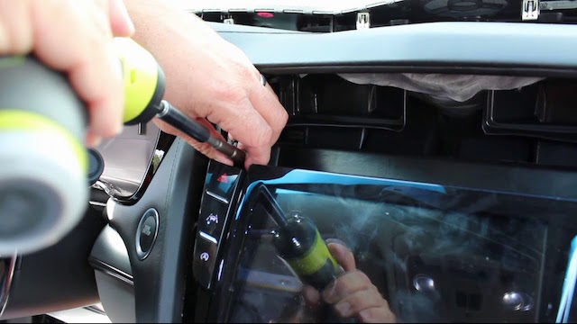 You Don't Need A CUE Repair Shop - You Can Do A Cadillac Radio Replacement Yourself!